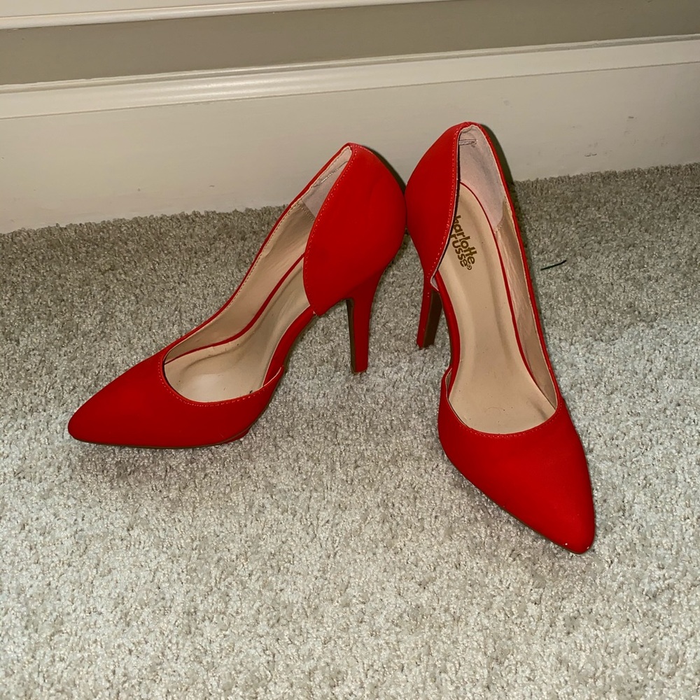 Red heels - Picture 2 of 4